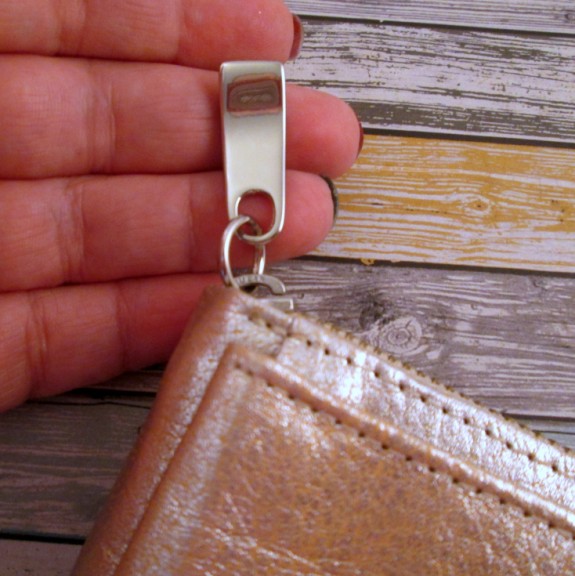 free-endearment-zipper-pull (575 x 576)