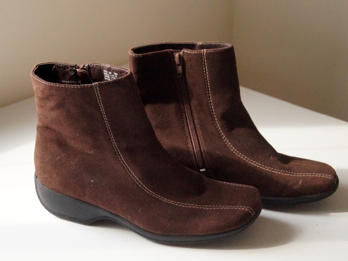 clarks-elf-boots (700 x 526)