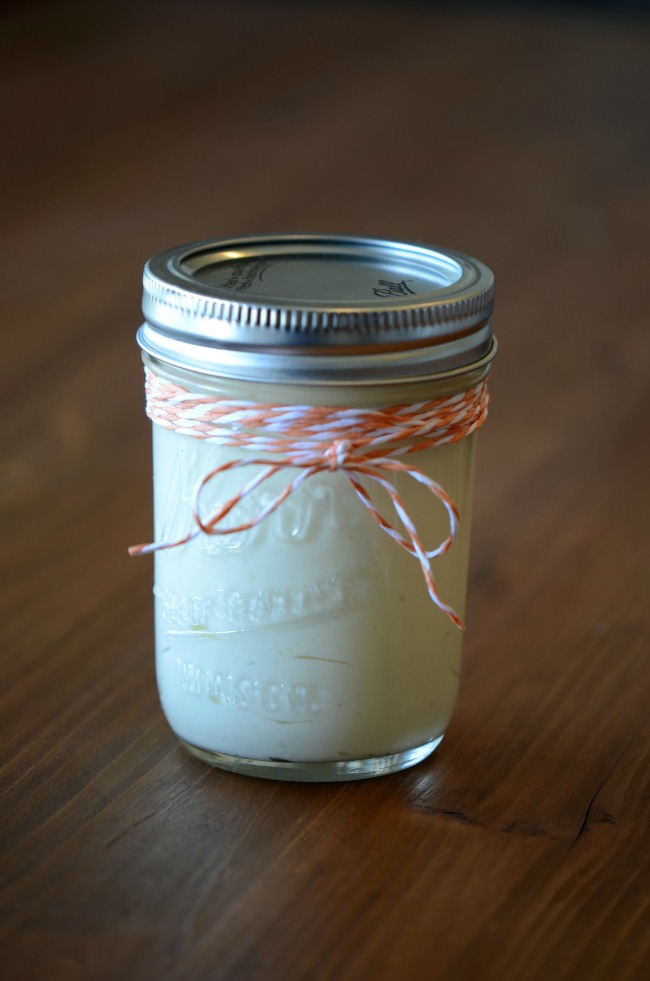 coconut-whipped-body-butter