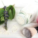 How to make Lavender Mint DIY dry shampoo at home.