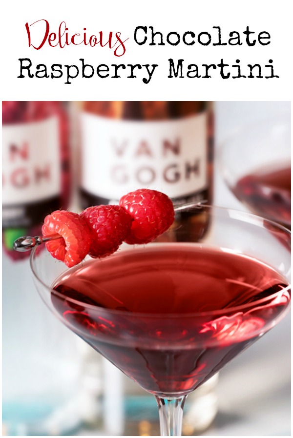 Make this delicious Chocolate Covered Raspberry Martini drink recipe for that someone special this Valentine's Day. Works great as a cocktail for ladies' night or Galentine's Day, too. 