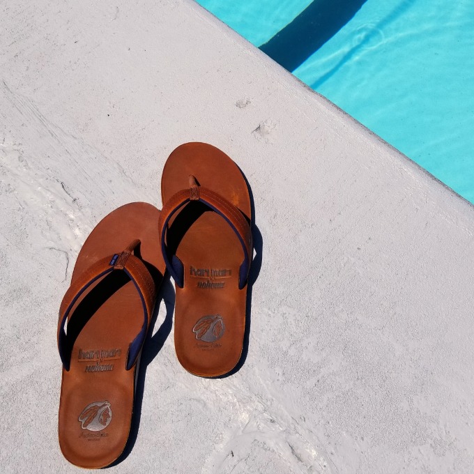 Nokona store flip flops