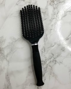 Tangle buster hairbrush