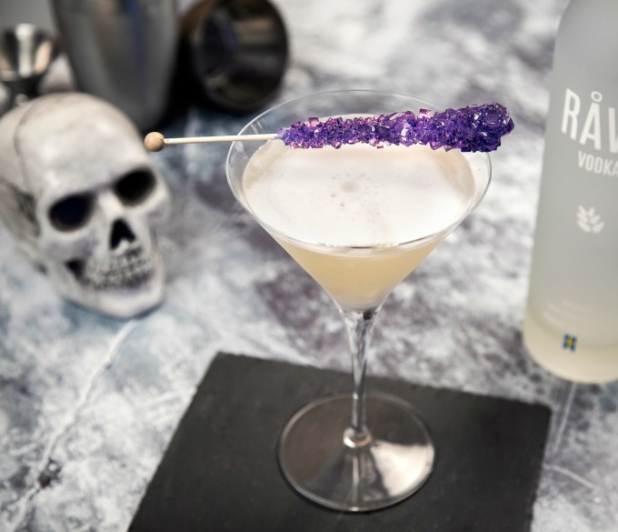 The Spirited Specter vodka based Halloween cocktail