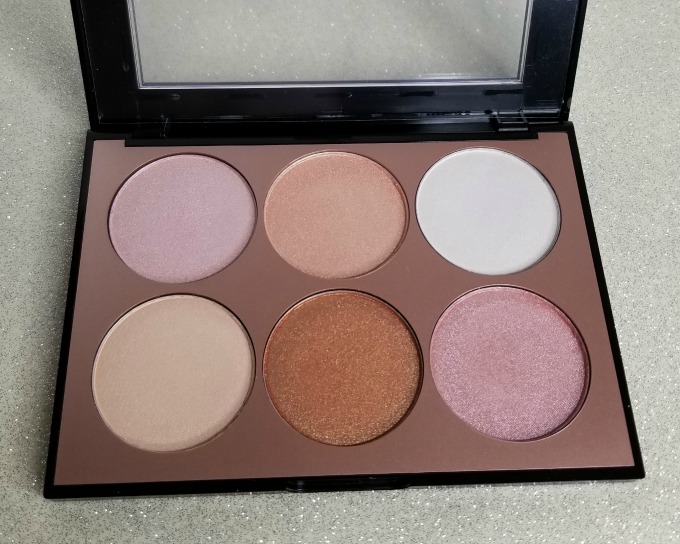 Spehora Illuminate Highlighter Palette