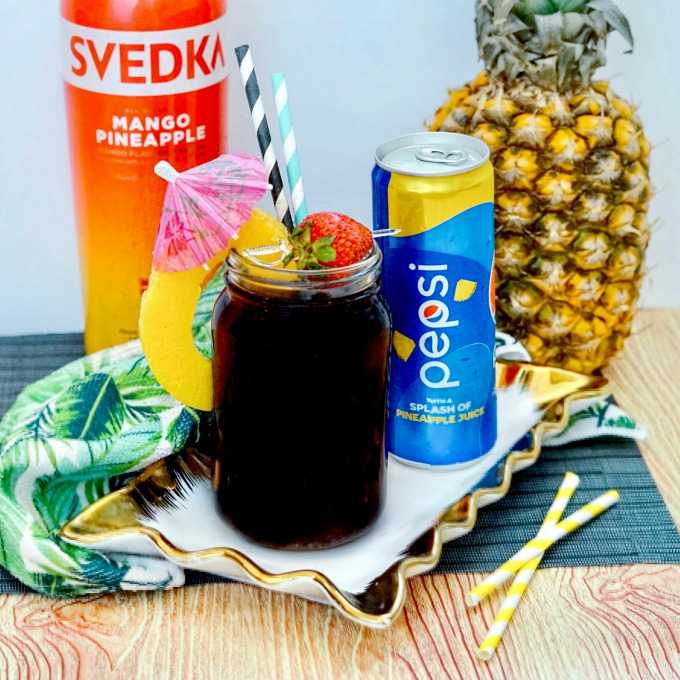 Cola pineapple cocktail recipe