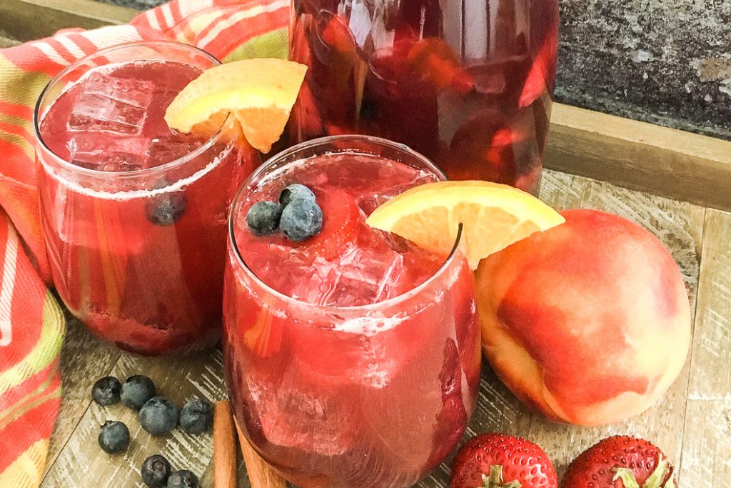 Delicious Sparkling Berry Peach Sangria Recipe Style on Main