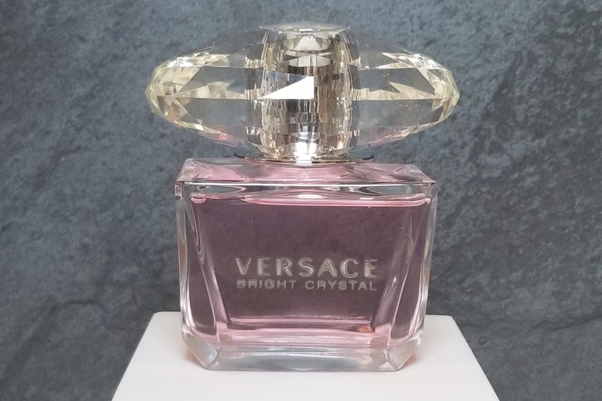 versace bright crystal perfume bottle 