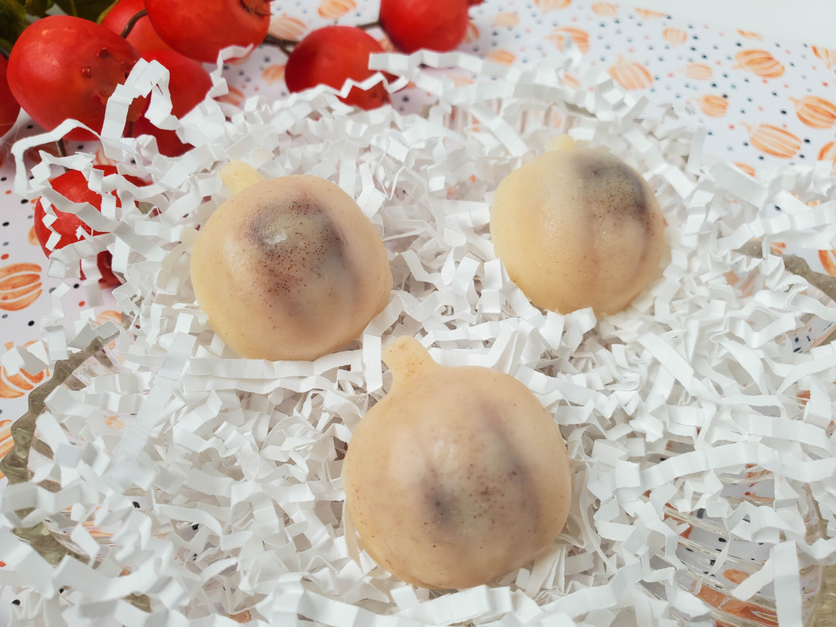 DIY Pumpkin spice lotion bars