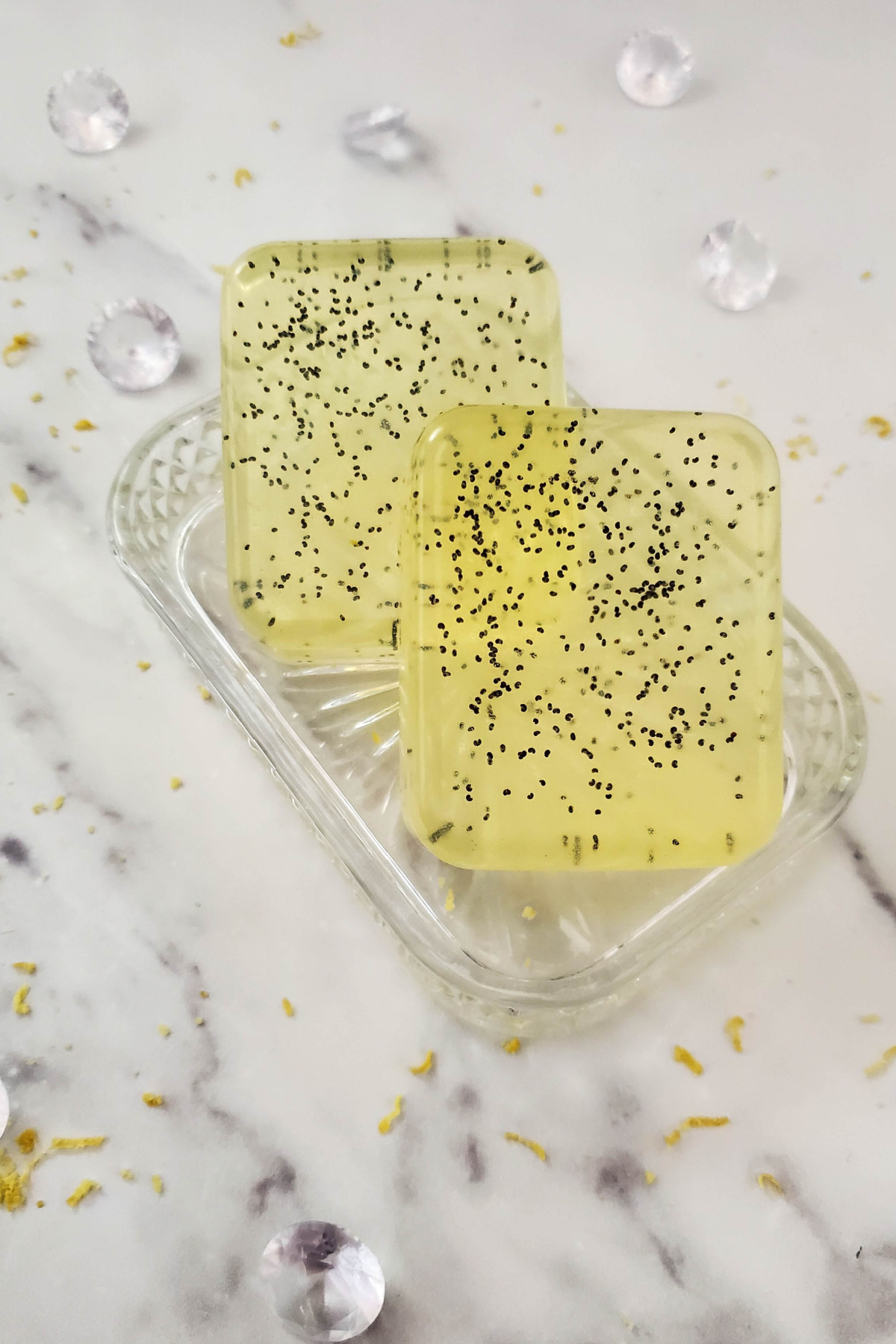 DIY exfoliating lemon poppyseed soap