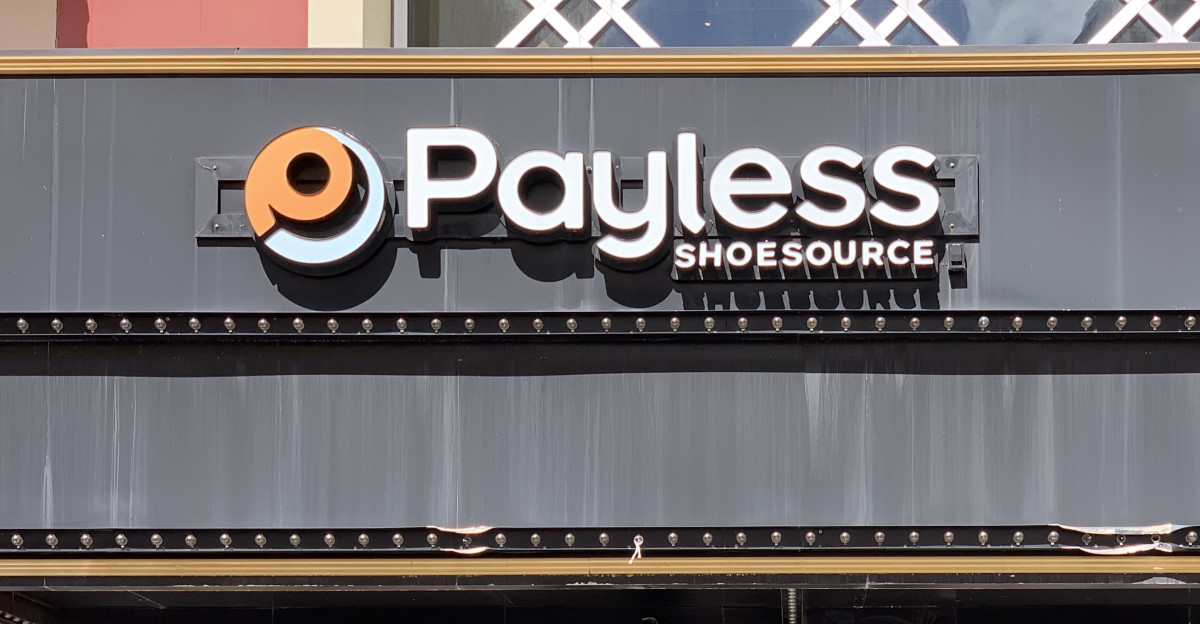Payless Put Up Store Closing Signs