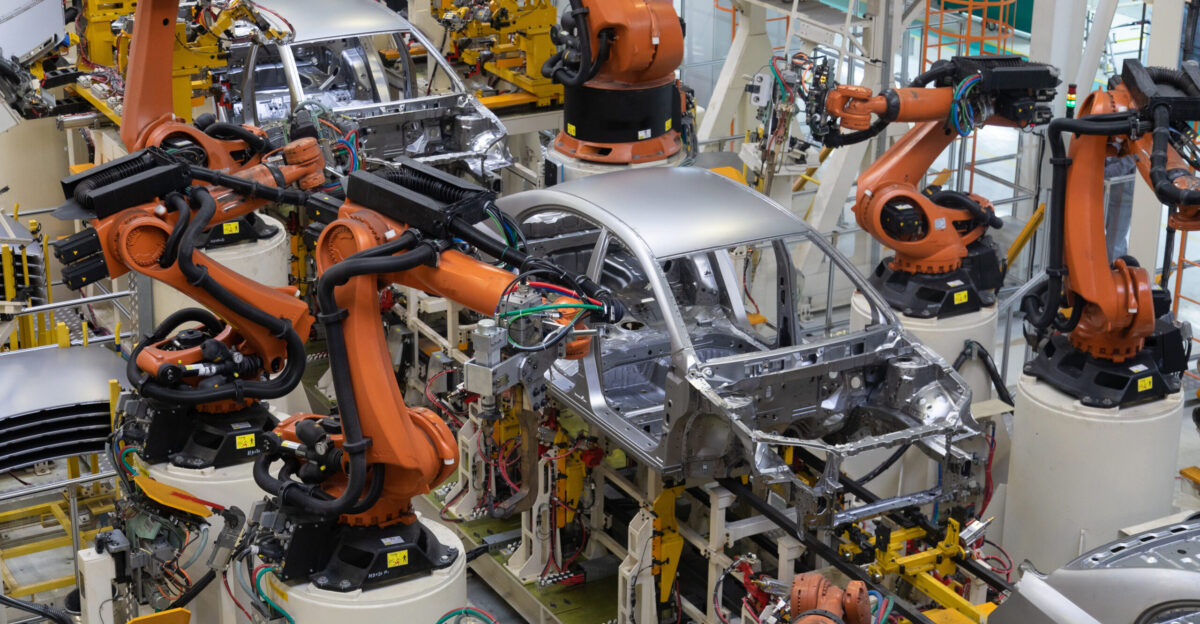 key robot applications in automotive manufacturing - The Robot