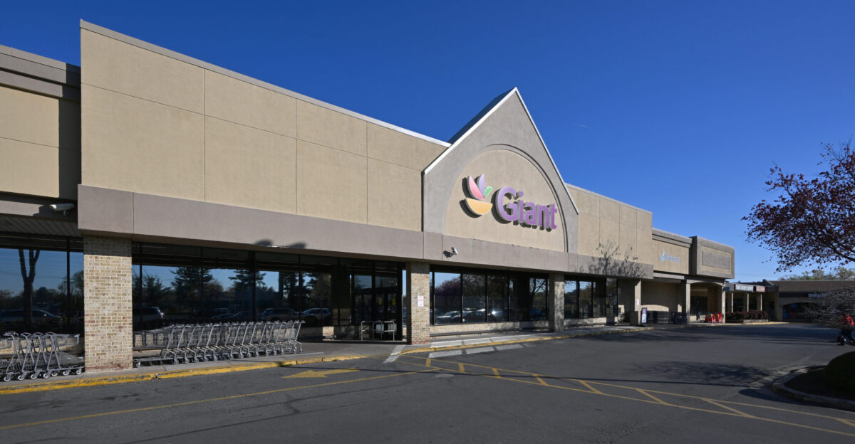 The Giant Food grocery store at Colesville Center 13444 New Hampshire Avenue Silver Spring Maryland 20904