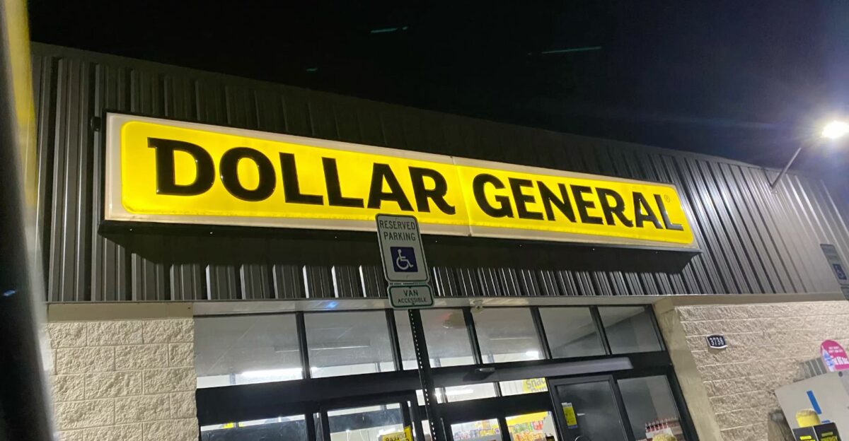 Dollar General by kat