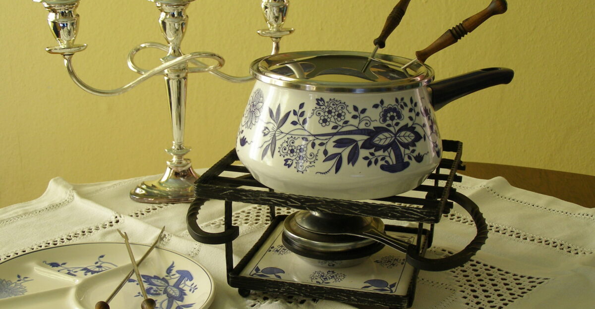 Set for the meat fondue spiritus rechaud