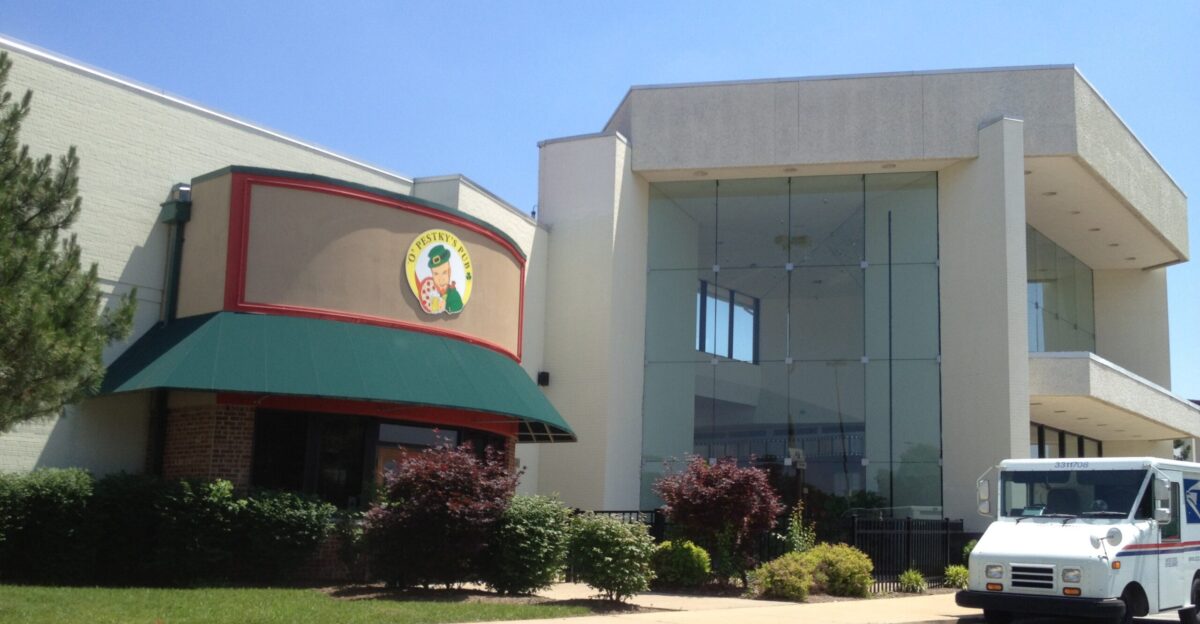 Jamestown Mall