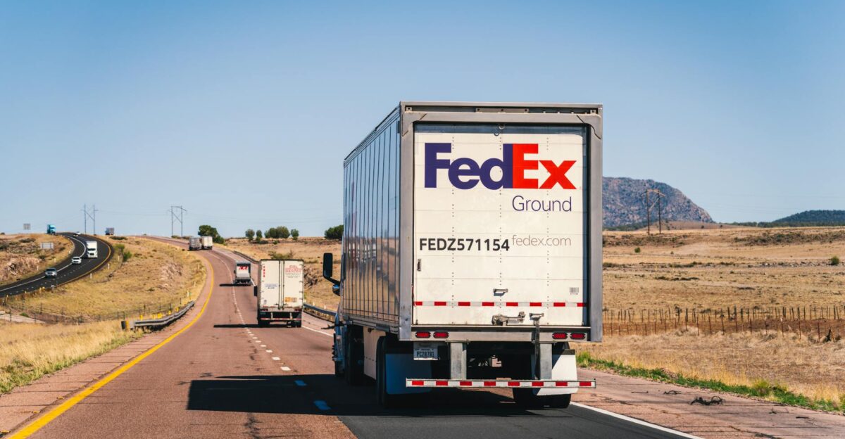 FedEx Ground on the Open Road to the Grand Canyon