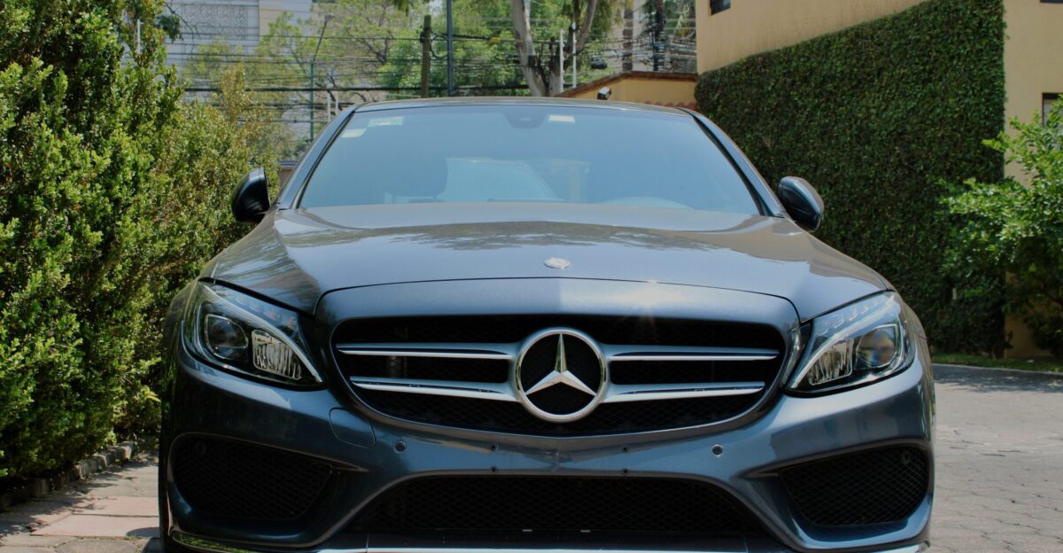 a black mercedes benz benz benz benz benz benz benz benz benz benz benz benz benz